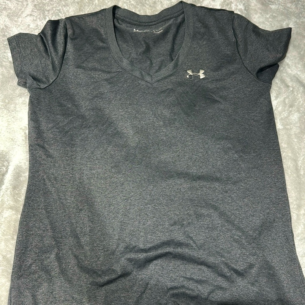 Under armour heat gear top